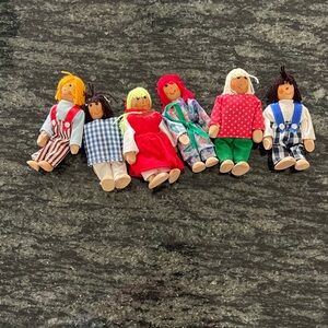 Hape Happy Family Dollhouse wood family